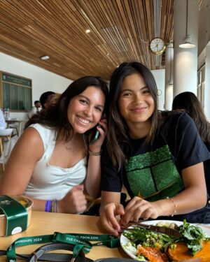 Emma Raducan Instagram - Big court 1 Love, heard you loud♥️ Squads still here. Let’s go🔥🔥🔥💪🌶️🌶️🌶️