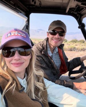 Emma Roberts Instagram - gratitude 🍁