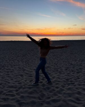Emmanuelle Chriqui Instagram - This is 49… despite a hard and turbulent year my heart could not be more full. Thank you to everyone who showered me with love and made my day so special. I really have the best friends and family a girl could ask for..I wish I could thank each and every one of you but I would be here all day. I see you and I appreciate you. Thank you to my love @samtrammellofficial for making my day so magical. I am the luckiest! My wish for the coming year, is truly that peace prevails and that we collectively don’t lose our humanity no matter what aims to divide us. Wishing you all an amazing rest of the week! Sending so much love and light🙏🏽❤️

1st photo by @mrdougellin
