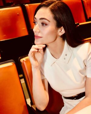 Emmy Rossum Instagram - "There’s nothing more challenging or invigorating than live theater. It’s a high wire act every time. There’s no editor to save you on stage, and that’s terrifying, and thrilling. Everyone is seeing me warts and all, from every angle at every moment. There is nothing to hide behind, and that’s ultimately what I’m trying to embrace at this moment in life." -- @emmy star of Walden @2stnyc 🩷 
interview: @ginaway1 
photos/editor in chief: @tina_turnbow 
makeup: @kaleteter 
hair: @jacobrozenberg 
styling: @thomascarterphillips 
blazer/velvet trench: @curethrift 
special thanks to @thriftboss #2stnyc