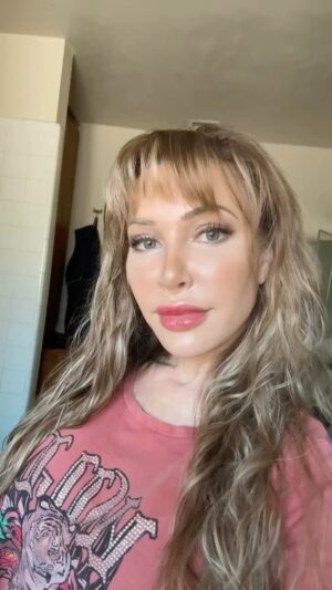Erika Jordan Instagram - Our member explains the blatant manipulation by TikTok. TikTok is currently not in the App Store. If you look for it, Instagram pops up. I’m not sure what’s going to happen but none of it is good.  FOLLOW👇🏻👇🏼 👇🏽👇🏾👇🏿
@left.wing.project FOR MORE!
🪽 We are an organization of Left Wingers on a mission
to stop disinformation!