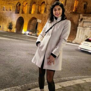 Erika Toa Russo Instagram - Casa del Cinema🍿 
Cuando fue la proyección de @loswanabis en Roma! Gracias todos los que fueron, por su cariño y apoyo🥰
Les debía foticos!
.
.
.
#Toa #Ootd #loswanabis #film #CasadelCinema #FestivalScoprirXII #Roma