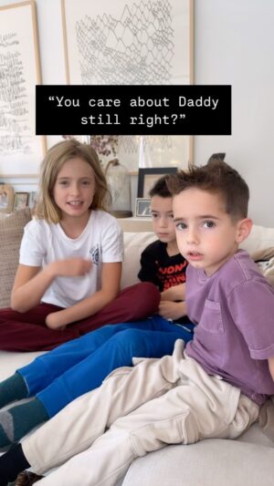 Eva Amurri Martino Instagram - The interrogations that come with an amicable divorce… 🤪🛑✋🏻

#modernfamily #lifeafterdivorce #honestmotherhood #blendedfamily #momlife #divorcedmom