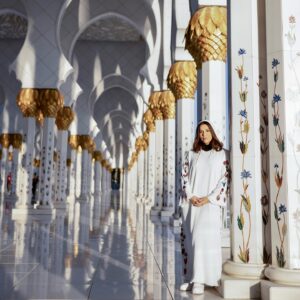 Eva Longoria Instagram - Had the best time experiencing Abu Dhabi this weekend😍 My heart is full with gratitude and joy! Thank you Abu Dhabi for the amazing adventures as always! ✨ @visitabudhabi #InAbuDhabi