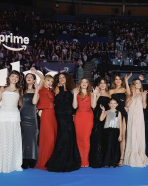 Eva Ruiz Instagram - Aún sigo emocionada por todo el amor que nos hicieron sentir ayer en el Vistalegre🤍 gracias a todxs por el apoyo desde el día uno, les quiero! Que ganas de que puedan ver Culpa tuyaa ya✨
MUAH by @carmendejuan and @yosbaute thanks @lancomeofficial 🤍 #makeup 
STYLED by @cristtianbm in @adriaegeastudio assisted by @nameslaurayala 🌙