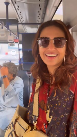 Farah Khan Instagram - Pls call me to organise ur next trip😜 #tourorganiser #motleycrew #friends #saniaevent #hyderabad