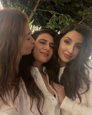 Fatima Sana Shaikh Instagram - ♥️♥️♥️