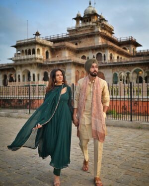 Fenil Umrigar Instagram - Happy birthday to the most amazing human 🧿♥️

Love you husband ! @theonlydhaliwal