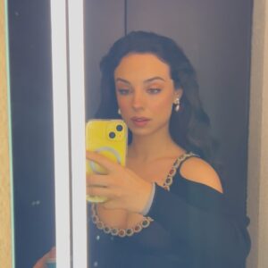 Fiona Palomo Instagram - 🖤