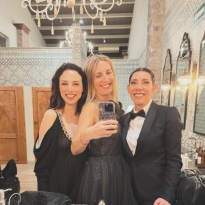 Fiona Palomo Instagram - 🖤