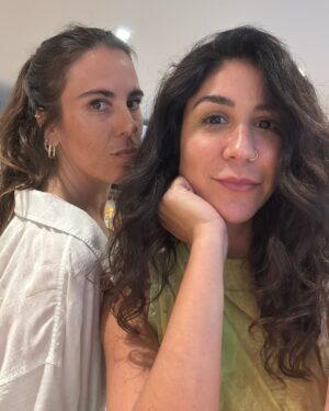 Foquinha Instagram - aleatórias do início de 2025 ✨ de 1 a 14, qual representa o seu?

1. bobeou
2. contagem regressiva pro #BBB25
3. muito acessíveis
4. fritando a rabinha
5. incontinência facial 
6. me chamem pra um cafezinho
7. um fileira de cinema muito bem frequentada kk
8. focada
9. 🆘 🆘 
10. fofoquinhas
11. mi gringuita 
12. prazer, fernanda catania 
13. sonequinha
14. roda de oração pro intestino preso 🕯️