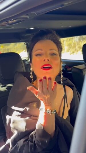 Fran Drescher Instagram - Off to the Golden Globes! All Dolce & Gabana all the time! Ty A-Team. You did it again!