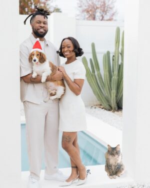 Freddie Ransome Instagram - when you’ve  been dreaming of a white Christmas but you live in LA 🎄 ❄️ 🌴.

from our fam to yours, wishing you happy holidays and an even happier new year.

📸: @createdbyjarrod