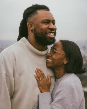 Freddie Ransome Instagram - brought rocks to the hills🥹💍

📸: @createdbyjarrod