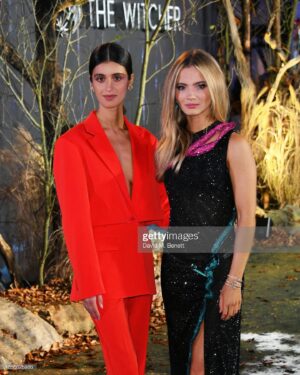 Freya Allan Instagram - @witchernetflix premiere✨
Dress - @versace 
Shoes - Stuart Weitzman 
Jewellery - David Morris 
Stylist - @zadriansmith @zadrianandsarah
Hair - @HalleyBrisker
Make-up - @FrancescaBrazzo
