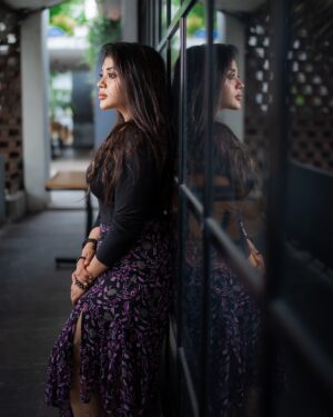 Gayathri Shan Instagram - Be happy, be bright, be you 🌹