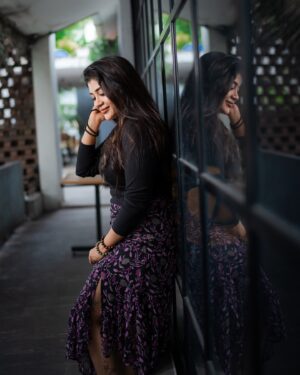 Gayathri Shan Instagram - Be happy, be bright, be you 🌹