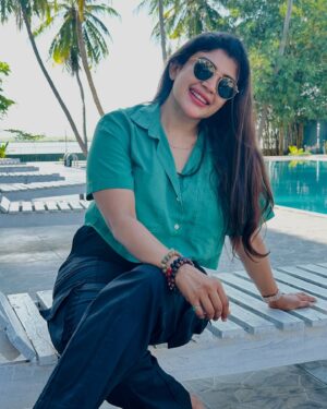 Gayathri Shan Instagram - Breathe 💎