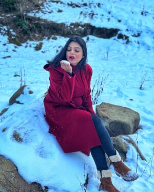 Geetashree Roy Instagram - Few glimpses from my Gulmarg Diary.❤️🌊