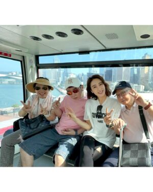 Gigi Lai Instagram - Family day at🎡lovely Victoria Harbour～
#lovelyfamily #familytime #ferriswheel #hkow #discoverhongkong