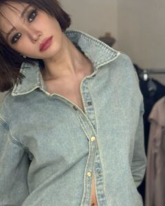 Actress Go Joon-hee HD Photos and Wallpapers October 2024