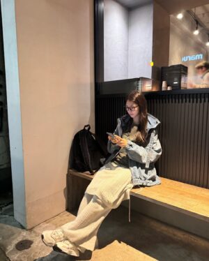 Gong Seung-yeon Instagram - @hi_sseulgi 랑 2 🧡
