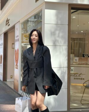 Ham Eun-jeong Instagram - Yeah🖤 #nottoday