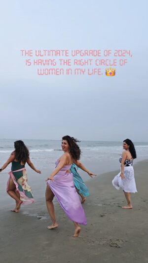 Hamsa Nandini Instagram - Ending the year on a high note with unstoppable energy and unstoppable friendships 💃✨ Here's to dancing into 2025 with passion, power, and purpose! 
.

#empoweringqueens #GirlPower #NewYearVibes
.
#swanstories
