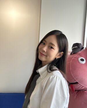 Han Seung-yeon Instagram - #꼬꼬무
#꼬리에꼬리를무는그날이야기