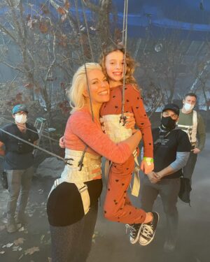Hannah Waddingham Instagram - HAPPY HALLOWEEN SISTAAAAAAAAAAAAAAAAAAHS!!!!!!!!!!!!!!!!💀👻🎃👻💀👻🎃🎃🎃🎃❤️