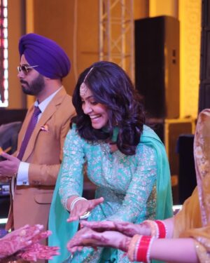 Harleen Deol Instagram - Nachdiyan Allarhan Kuwariyaan 🎶

#throwback