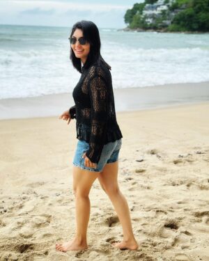 Harleen Deol Instagram - Never want to leave 🌴🌊🏊‍♀️