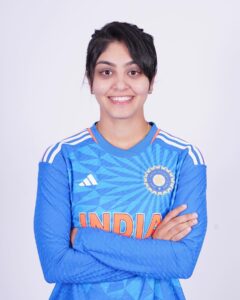 Actress Harleen Deol HD Photos and Wallpapers August 2023