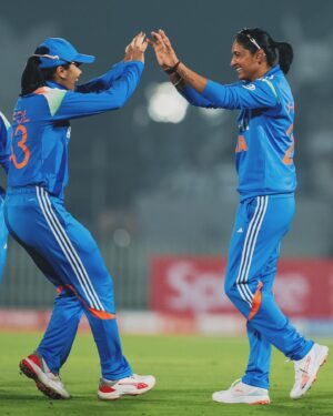 Harleen Deol Instagram - Starting the series with a win 🇮🇳
Grateful and blessed beyond measures 💞