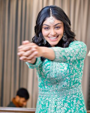 Harleen Deol Instagram - When the cameraman captures u doing ur daily routines 😂