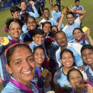 Harmanpreet Kaur Instagram - UNFILTERED 🏅 

Team 🇮🇳 

#goldmedalist #asiangameshangzhou2022