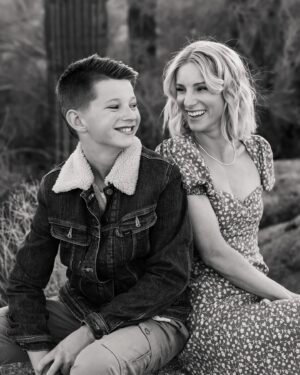 Heather Morris Instagram - Everything I’m hopeful for.

Plus a whole lot more