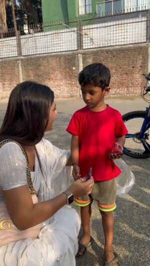 Hema Sharma Instagram - ये बस प्यार है और कुछ नहीं 😊! मेरे  दिल को अच्छा लगता है । मैं खुश रहती हूँ इनसे मिलकर ।😊❤️ @hemasharma973  @creators  #viral #réel #explore #help #bollywood