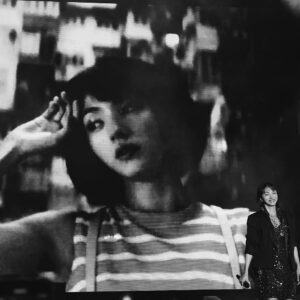 Hikari Mitsushima Instagram - #hkt西九音樂節 ⭐︎🏙️🪼💙
Hong Kong since the "labyrinth" music video shoot.
我們非常感动！