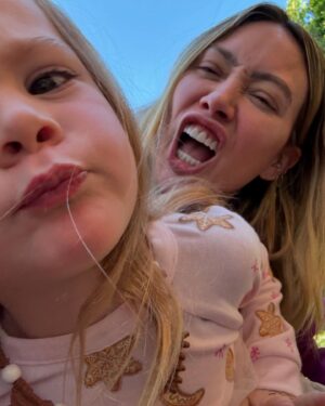 Hilary Duff Instagram - Been a busy break. Filled with flu. Adventure. Flu. Lots of plans. and thank the high heavens school is back in session 😅