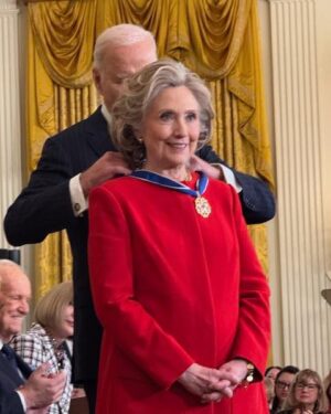 Hillary Clinton Instagram - I was honored to receive the Presidential Medal of Freedom yesterday in a ceremony at the White House. Thank you, President Biden.

Photo: @senmarkkelly