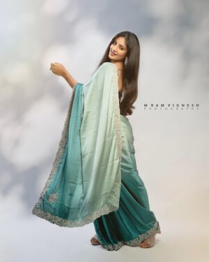 Hima Bindhu Instagram - NEW YEAR 🎊
NEW DREAMS ✨
NEW CHANCES 🪄
 📸 @irisproweddingphotography 
@mramvigneshphotography 
Blouse @f2f_designerboutique