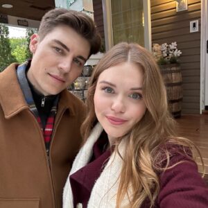 Holland Roden Instagram - How many pictures did @nolanfunk and I take during #fivegoldrings ?!!! TOO MANY to count 😅🎄

@stevenrmonreo and @emerlin789 
Brought us in and lead the ship down such a fun scavenger hunt 🔎🔎🔎🔎

✨I hope you enjoy this #countdowntochristmas movie 

‼️Airs TONIGHT!! On @hallmarkmystery at 8pm/7pm central 🎅🎅🎅

And Shoutout to the Winnipeg crew!! I had the same amazing 1st ad Ronaldo 8 years ago!! 
Shooting Channel Zero ❤️