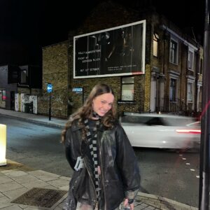 Holly Humberstone Instagram - 1 whole year since PMBB 🖤🖤🖤 I’m so grateful for everything it’s brought me and I’ve had the most fun of my life singing these songs on stage with you guys this past year!!!! Thank you for listening and for being here I can’t waittttttt for you guys to hear what we’ve been making🤔😖🫨🫶🏼🫶🏼