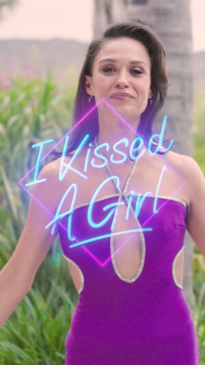 Holly Mae Brood Instagram - De opnames van de eerste Nederlandse queer datingshow voor vrouwen zijn begonnen! I Kissed A Girl is te zien vanaf 27 maart 💖
