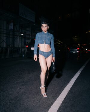 Honey Balenciaga Instagram - Body look T in @alexanderwangny 🥵