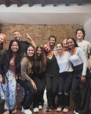 Huda ElEtrreby Instagram - I am thrilled to announce that I’m done getting the method acting at the lee strasberg institute , It is truly an incredible opportunity to be in this place with these inspiring and loving people. Each and every one of you holds a part of my heart.🥰🥰🥰

‎يسعدني أن أعلن أنني انتهيت من الحصول على التمثيل المنهجي في معهد لي ستراسبيرج، إنها حقًا فرصة مميزه أن أكون في هذا المكان مع هؤلاء الأشخاص الملهمين والمحبين. كل واحد منكم يحمل جزءًا من قلبي