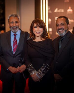Huda Hussain Instagram - استقبال جميل في #مهرجان_البحرين_السينمائي في دورته الرابعه .. شكرا للدعوه الكريمة ❤️🇧🇭 .. 
.
Taken by @ballystudio 
Hair & makeup by @mahmeed_stylist 
Styled by @musaed.d 
Dress by @makalos_boutique
.
Swipe left ❤️