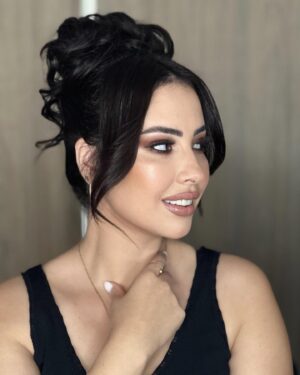 Ibtissam Laaroussi Instagram - Glam @hasnaafriki 
🫶♥️