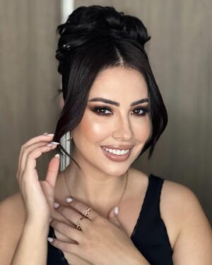 Ibtissam Laaroussi Instagram - Glam @hasnaafriki 
🫶♥️